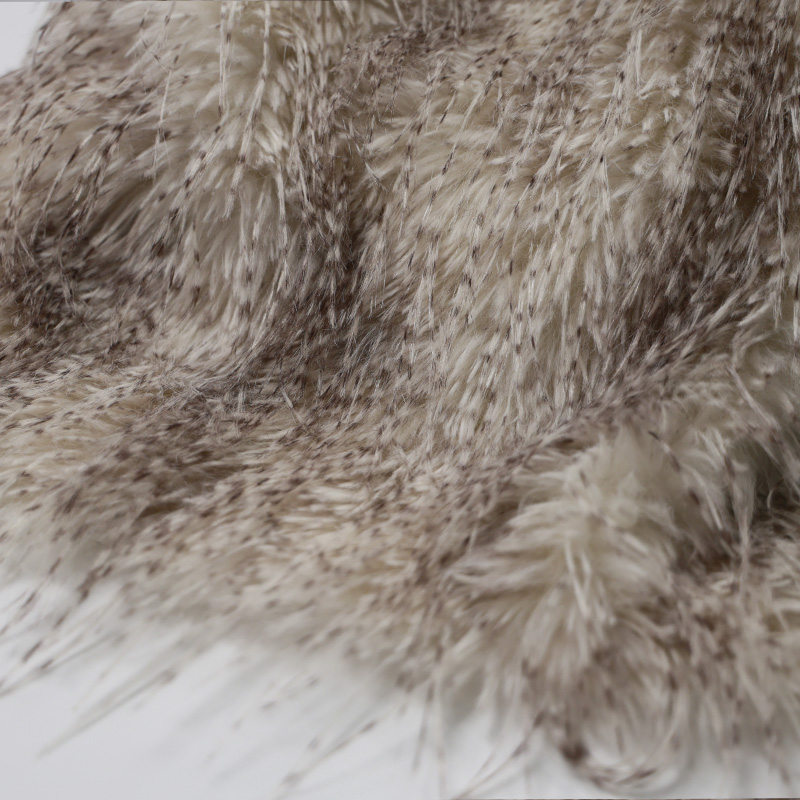 Industry Update: Exploring the Pros and Cons of Faux Fox Fur