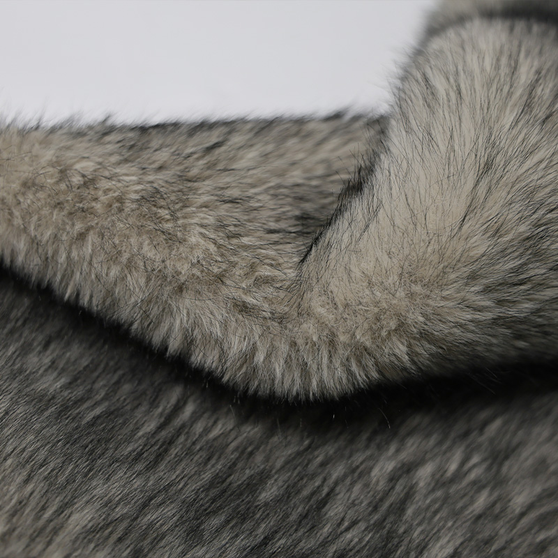 Industry Trends Highlight the Benefits of Artificial Fox Fur in Fashion