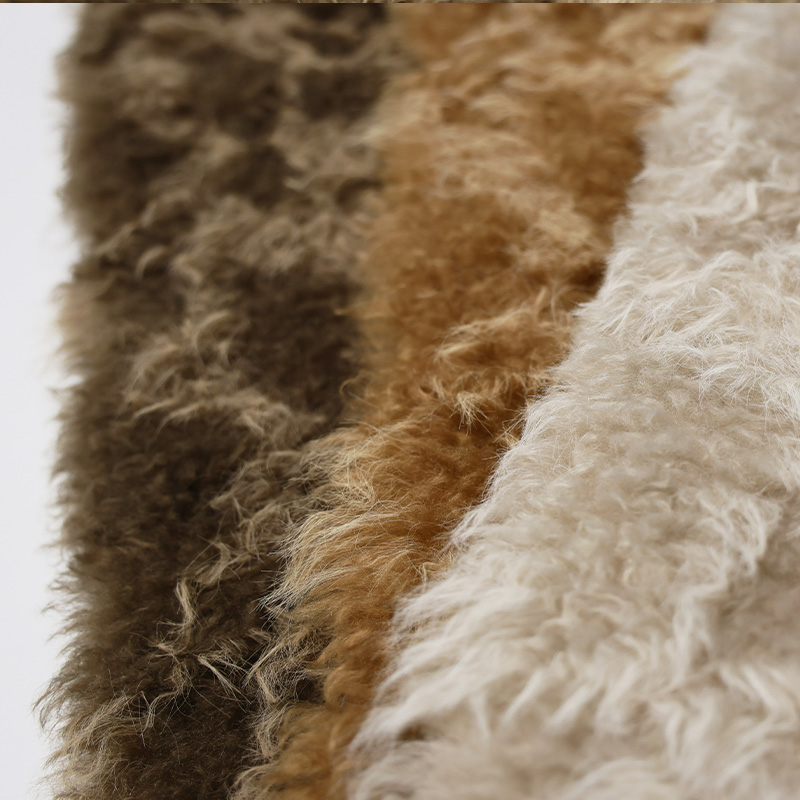 Faux Fur Brown andorra wool