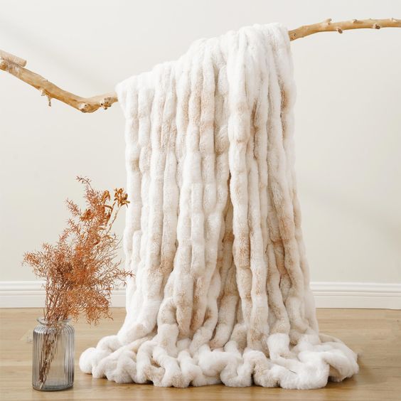 Rabbit wool blanket