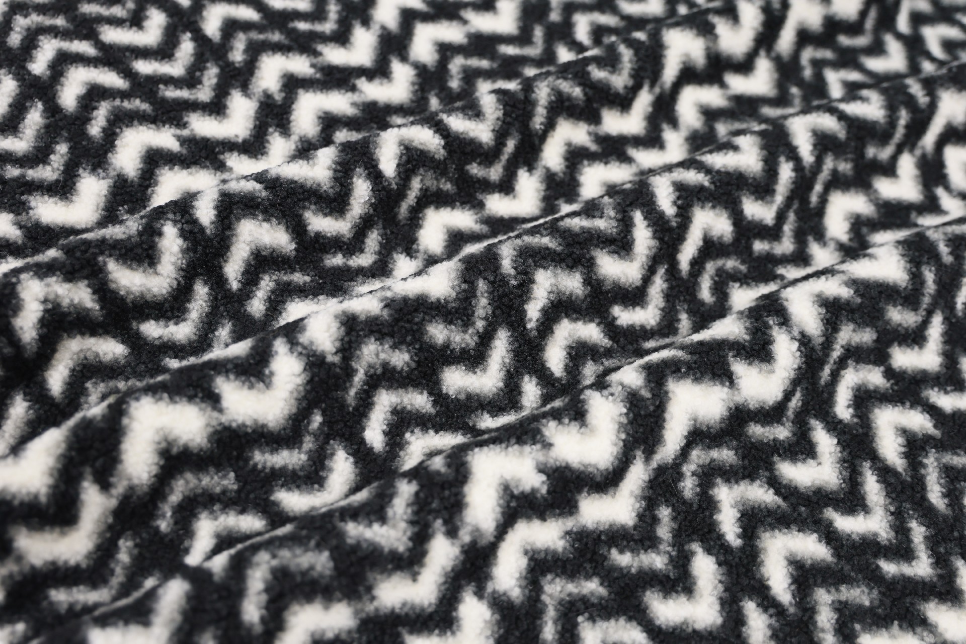 faux fur wavy grain velvet