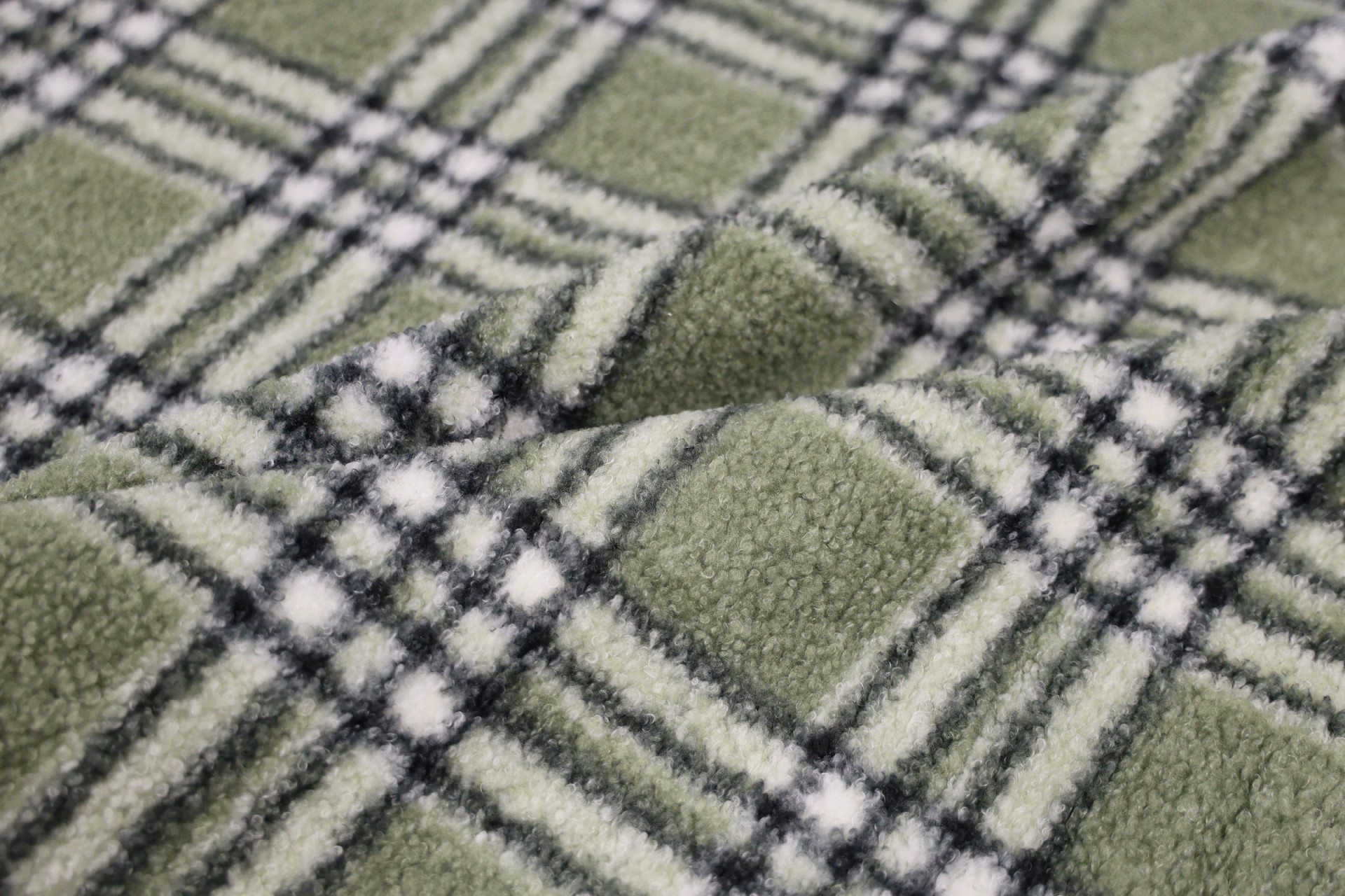 faux fur plaid small curly velvet