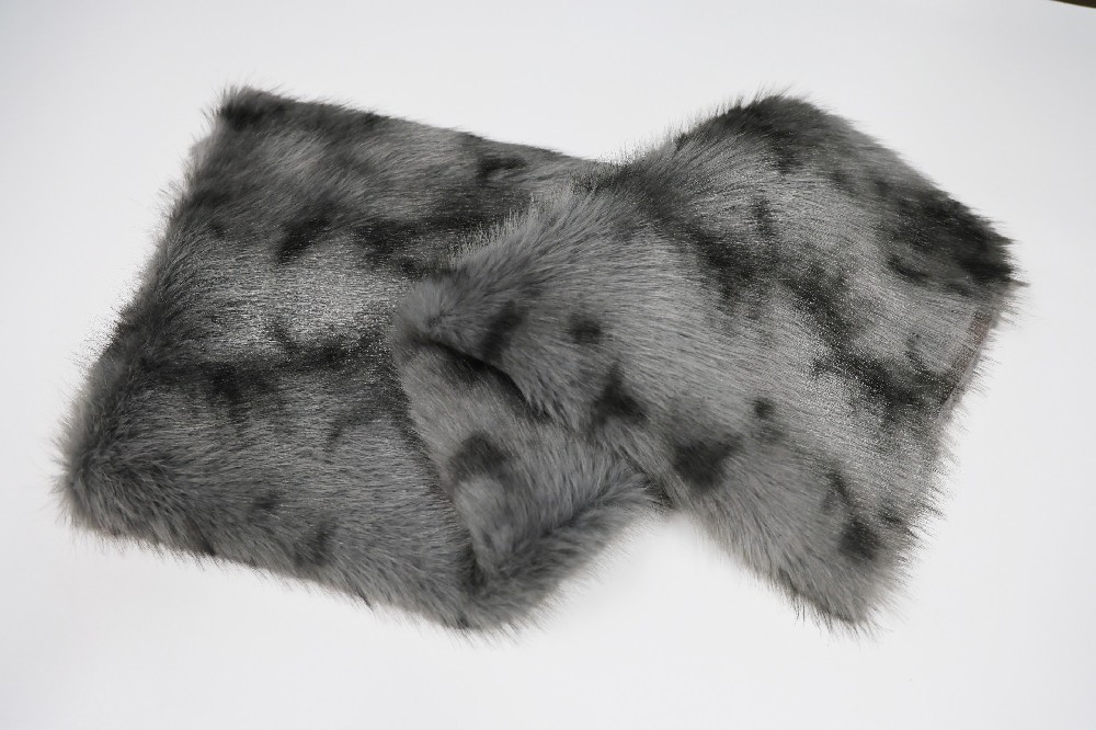 Luxury grey dragon pattern seal