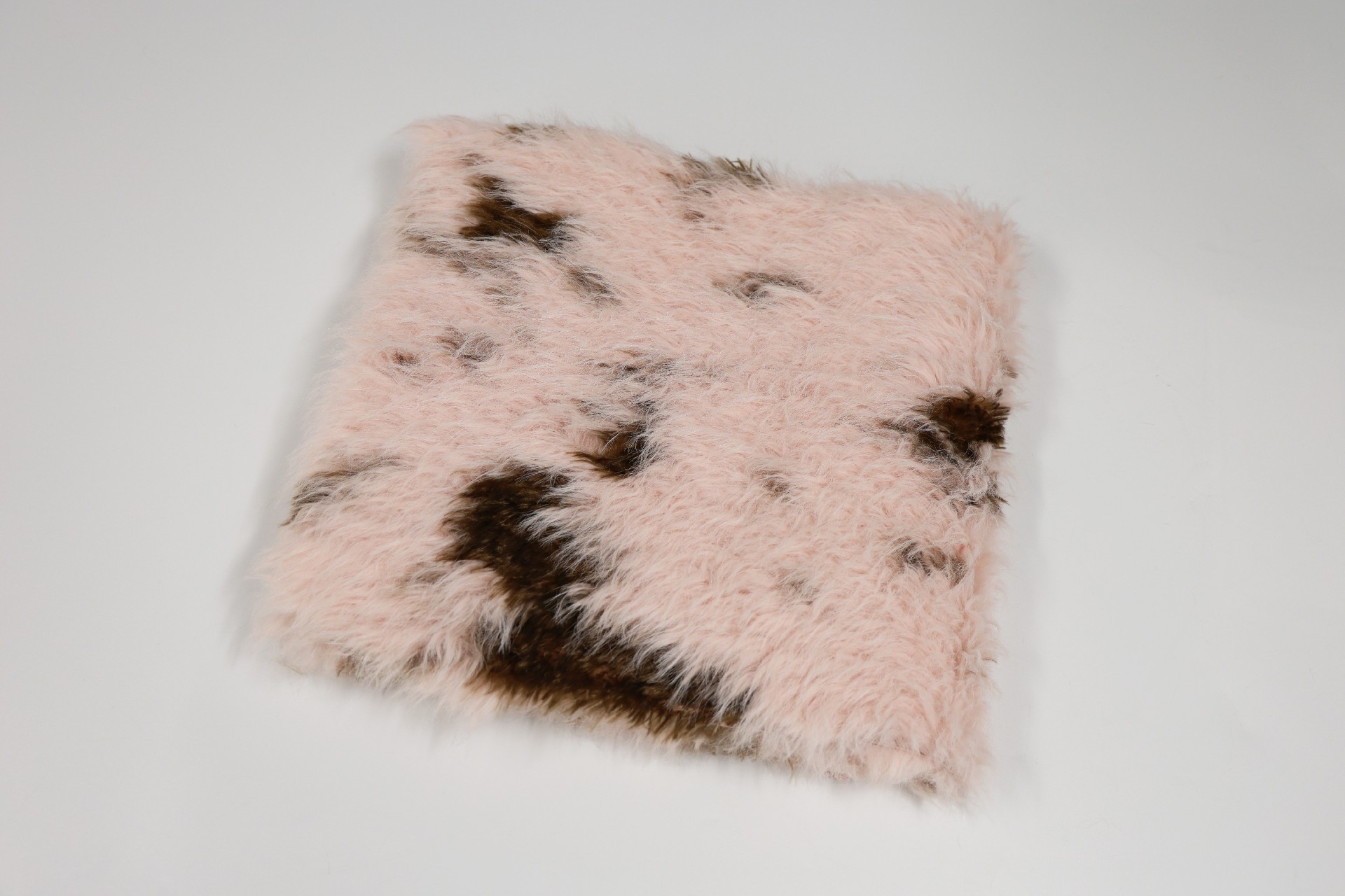 Faux fur Pink and brown curls