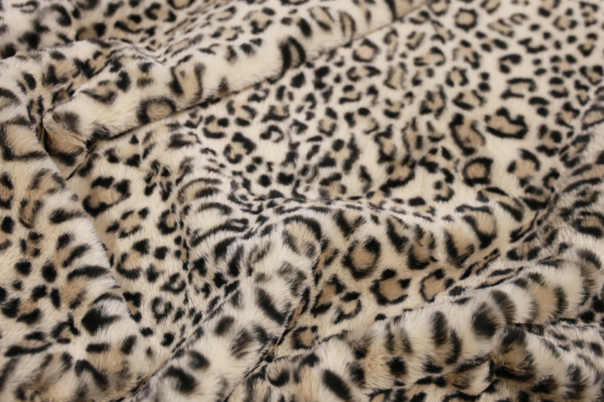 faux fur Beige leopard print rabbit fur
