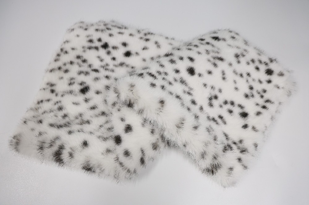 Beige and brown leopard dot toka