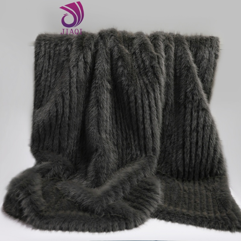 Custom Skin-friendly Plush Blankets - Baby-Grade Eco-Friendly Polyester