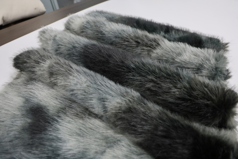 Choose the Right Faux Fur Fabric Manufacturer for Quality & Custom Designs