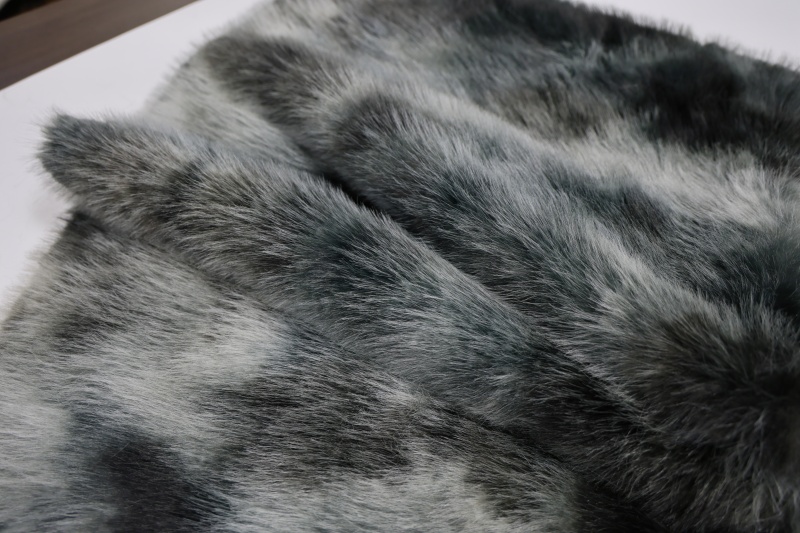1758003636172577.jpg sable faux fur.jpg