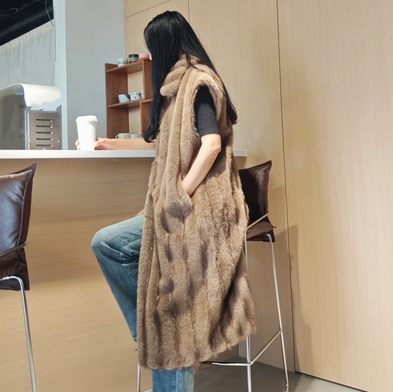 Eco Fur Coats & Rabbit Fur Coats: Top Winter Clothes for Women