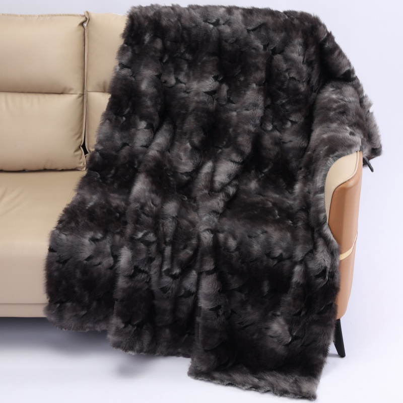 Premium Gray Jacquard Fox Mink Blanket – Custom Winter Blankets for Ultimate Comfort and Style