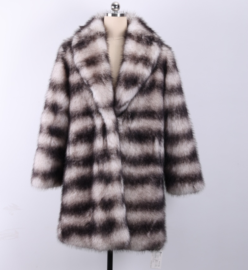 maxi faux fur coat.jpg