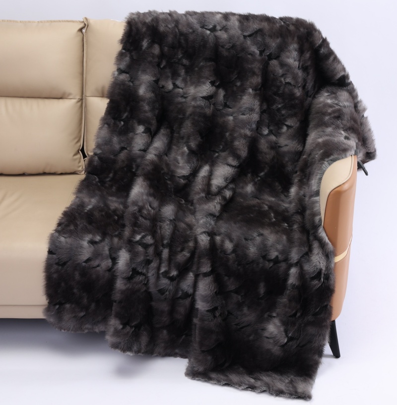 Luxury Faux Fur Blanket.jpg