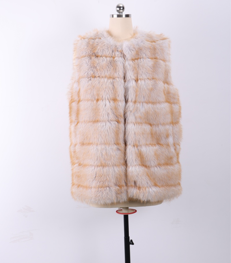 faux fur coat.jpg