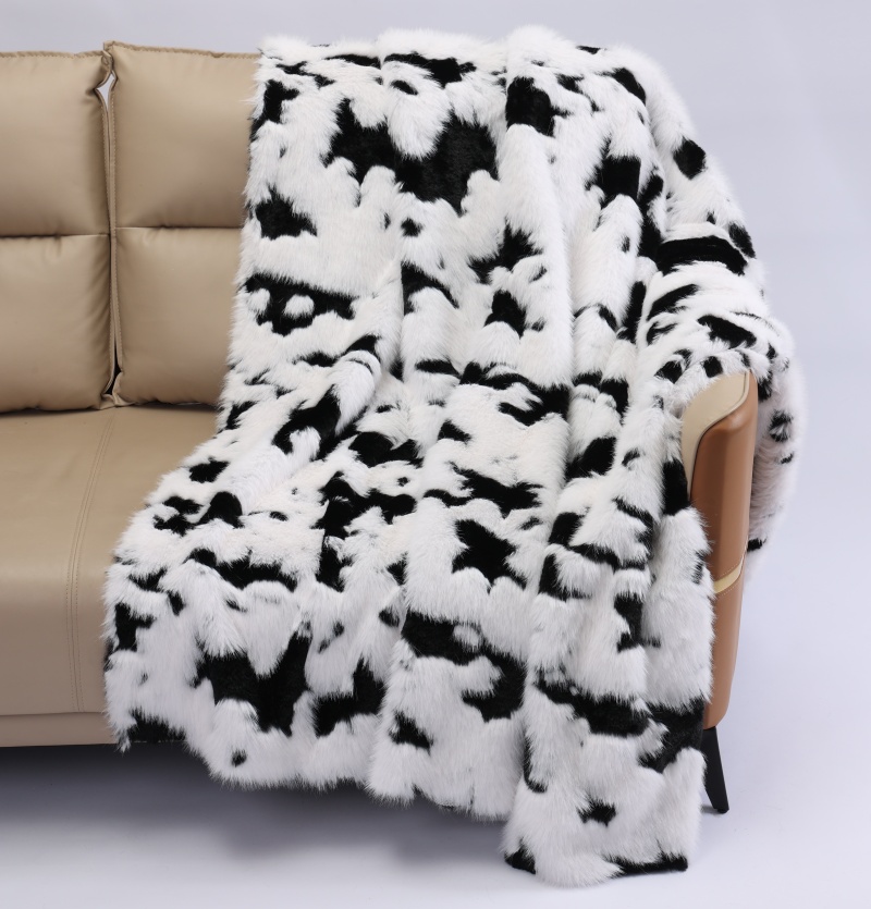 faux fur blanket.jpg
