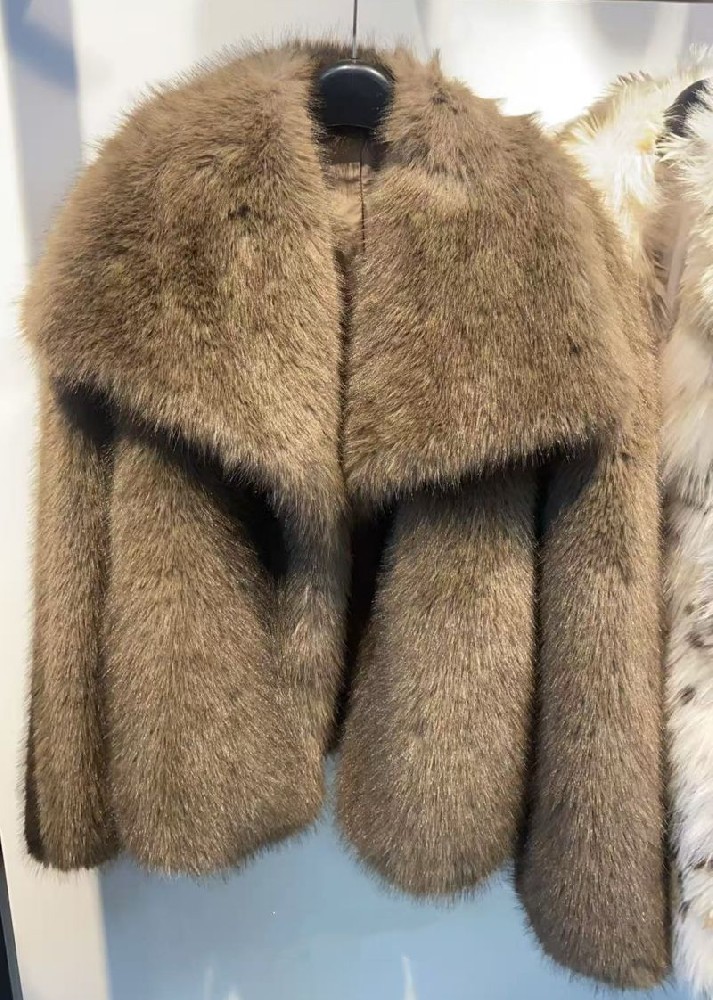 Stop Worrying About Suppliers: Source All Faux Fur Coats from One Partner