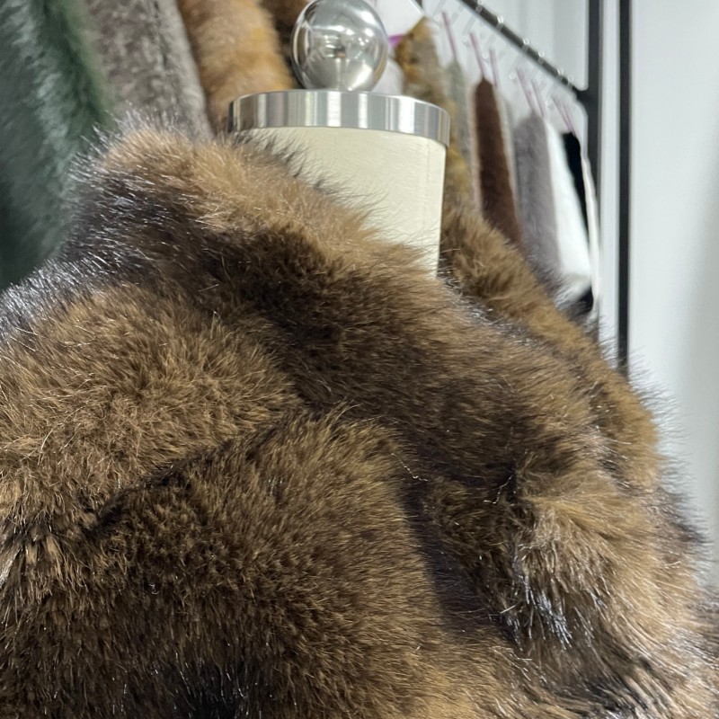 manufacturers with low MOQs.jpg