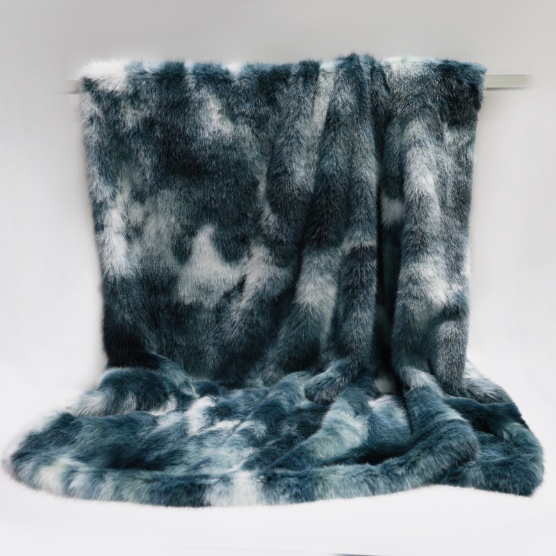 Faux Fur Blanket Manufacturer.jpg
