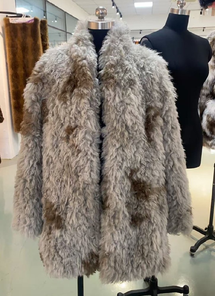 Faux Fur Apparel Supplier.jpg